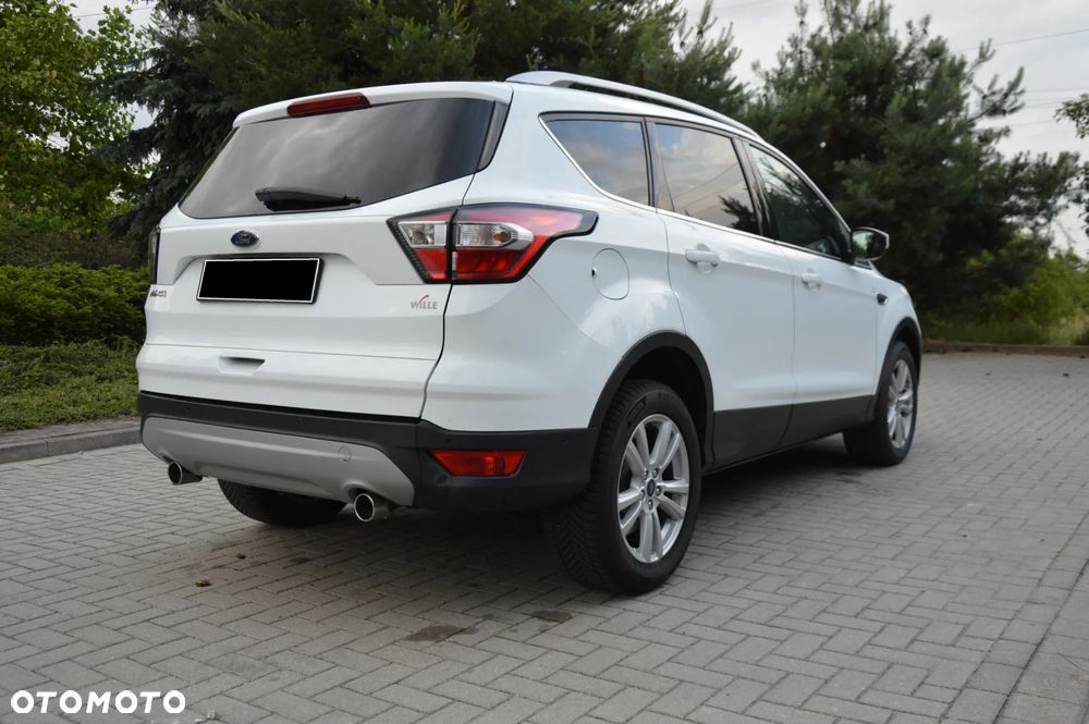 Ford Kuga 2.0 TDCi 2x4 Titanium - 11