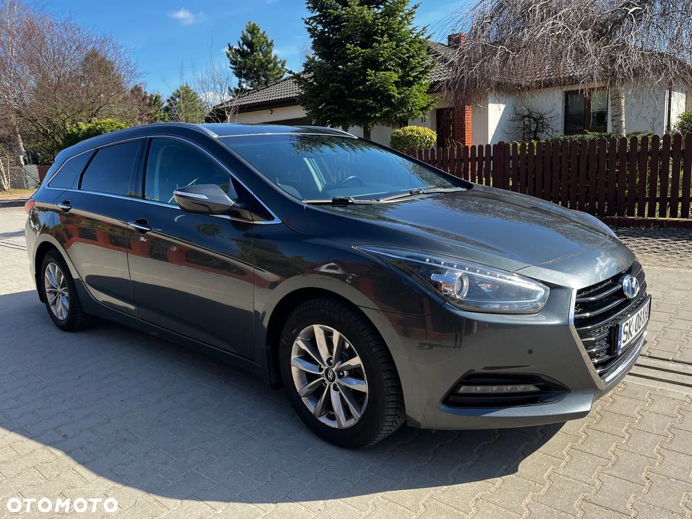 Hyundai i40 1.7 CRDi BlueDrive Comfort DCT - 2