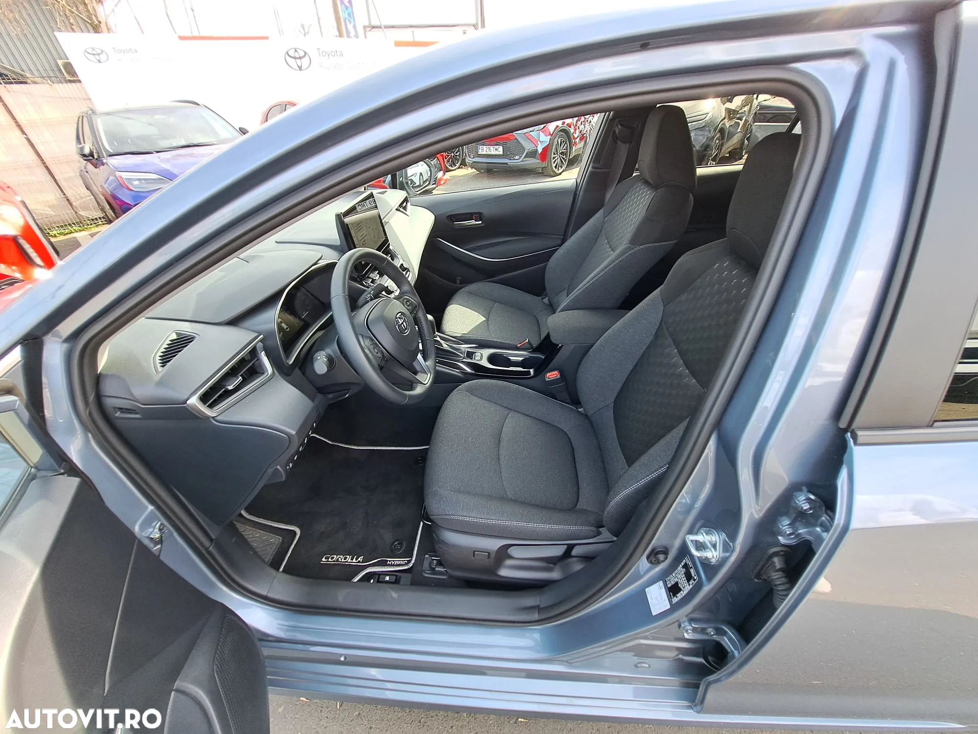 Toyota Corolla 1.8 HSD Dynamic - 9