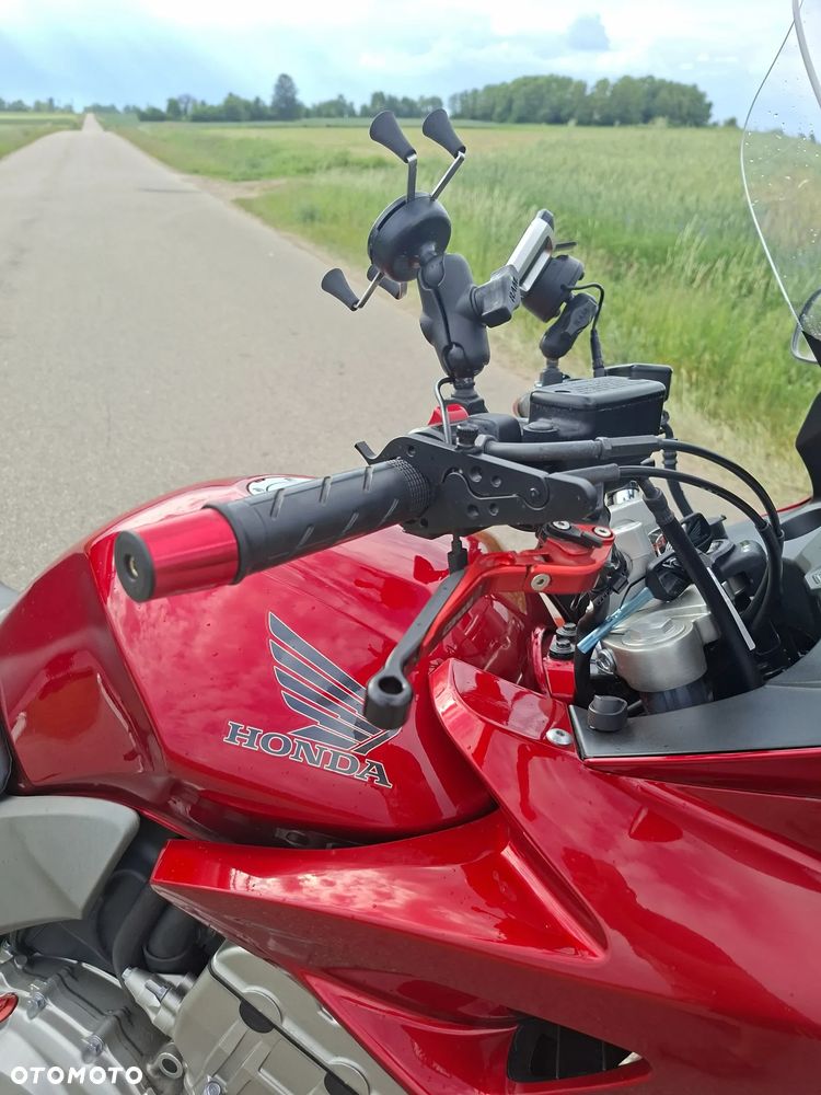 Honda CBF - 12
