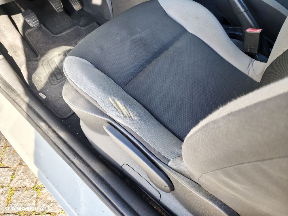 Renault Clio - 8