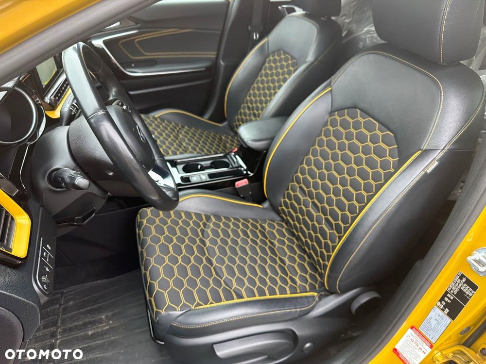 Kia XCeed 1.5 T-GDI MHEV L Business Line DCT - 12