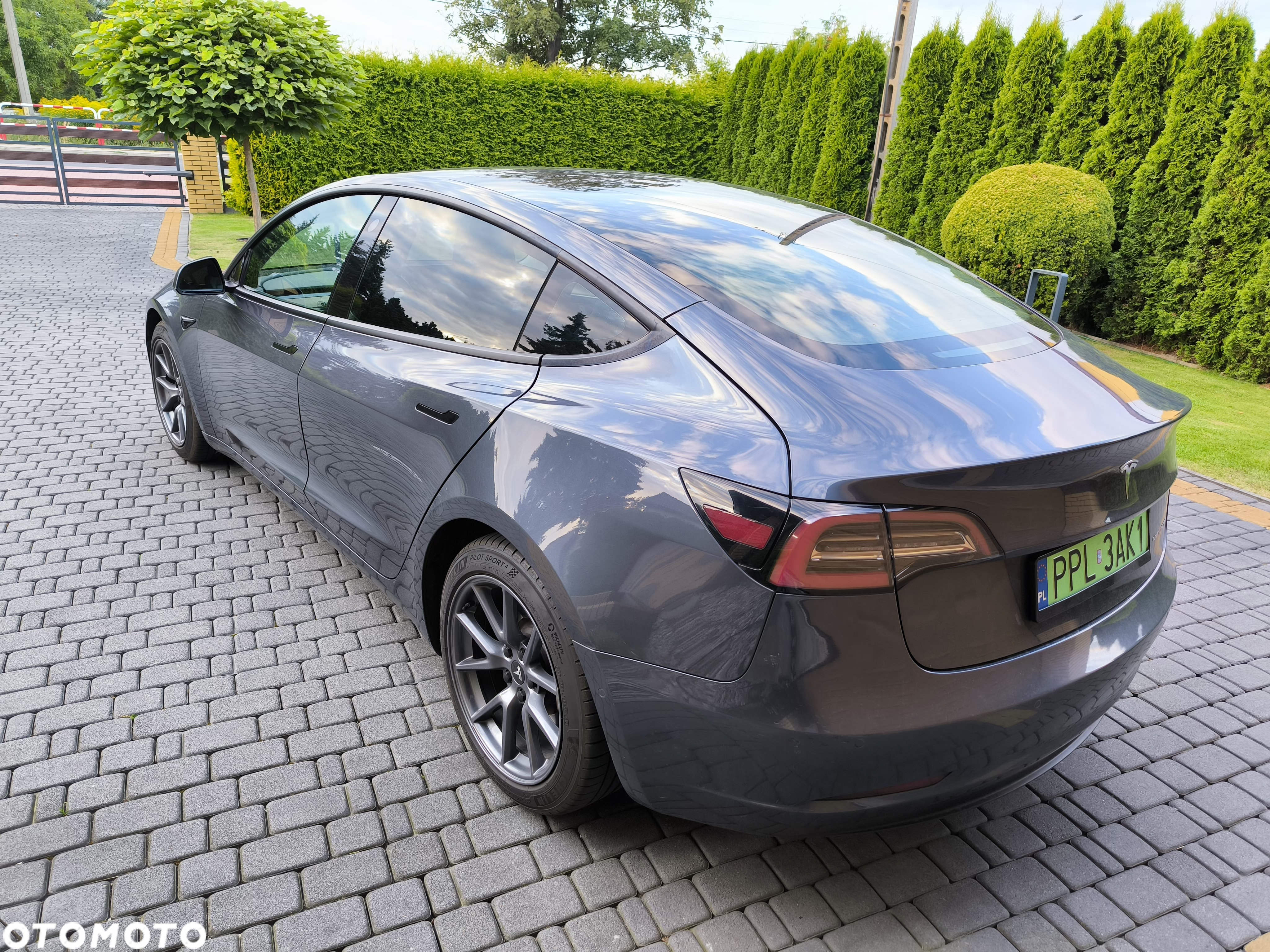 Tesla Model 3 Performance AWD - 4