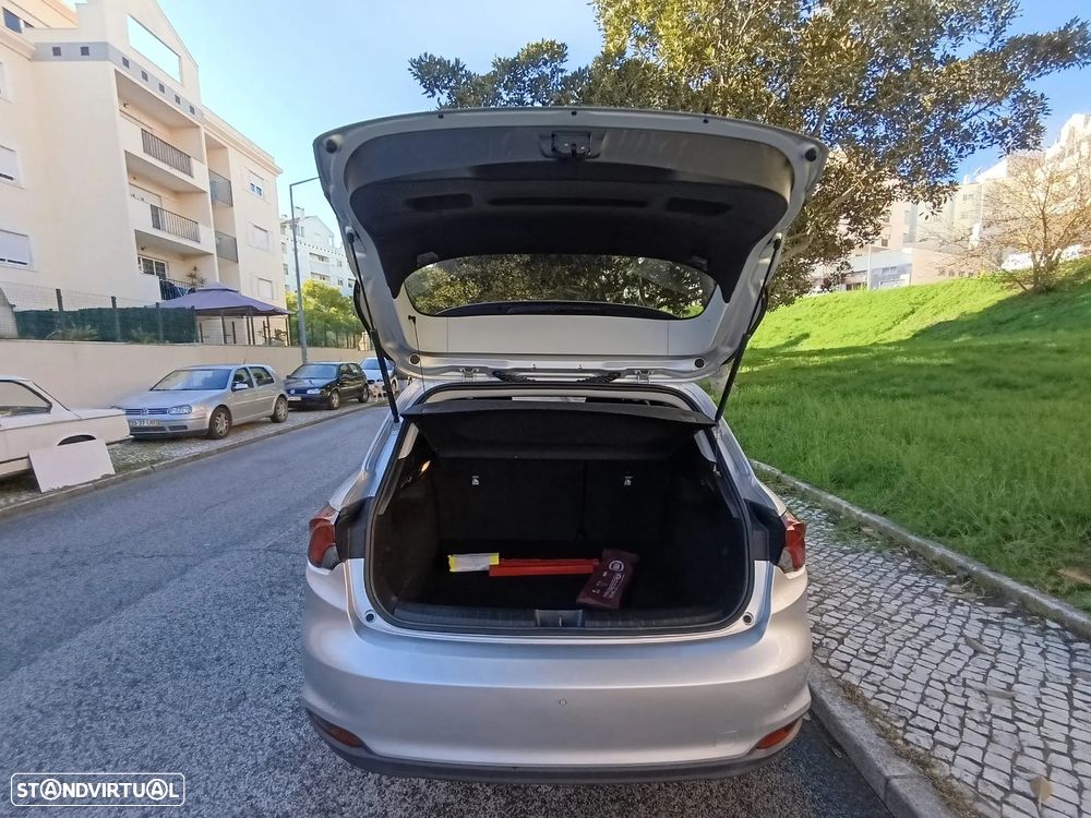 Fiat Tipo 1.3 M-Jet Lounge Tech - 31