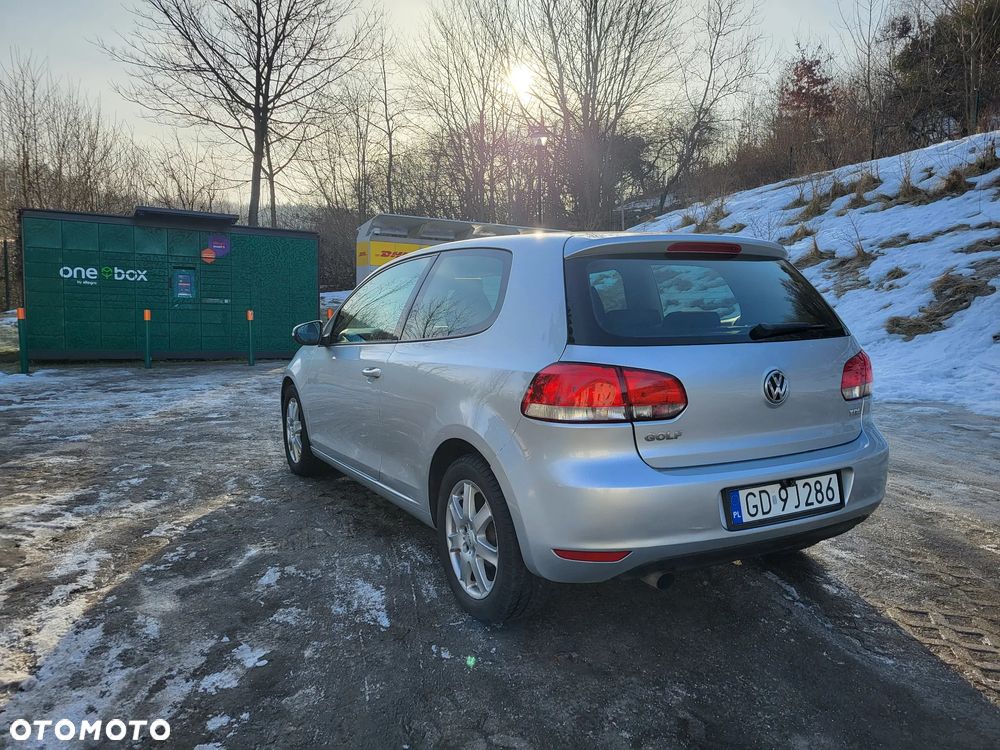 Volkswagen Golf - 17