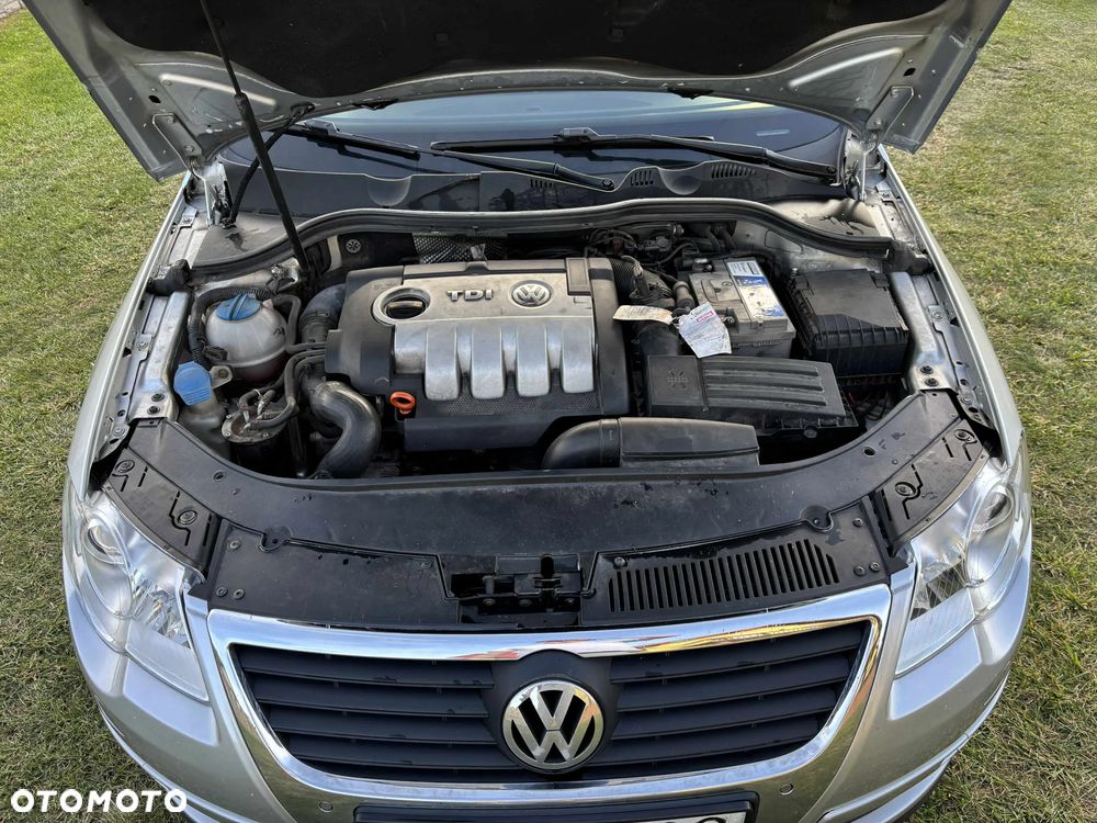 Volkswagen Passat - 21