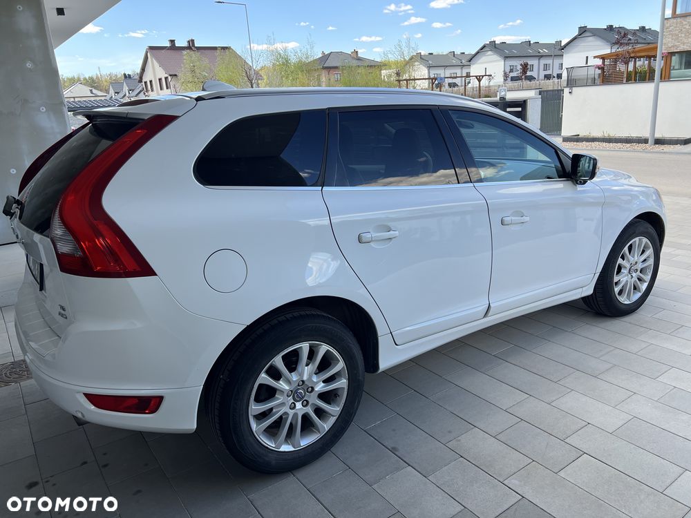 Volvo XC 60 - 8