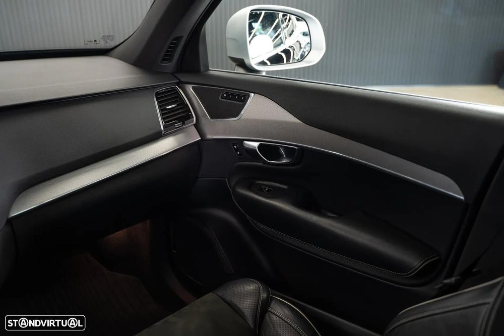 Volvo XC 90 2.0 D4 R-Design - 41
