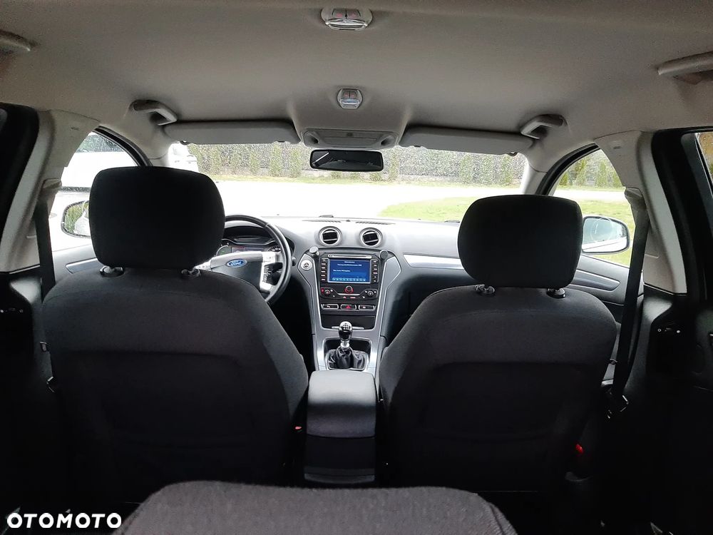 Ford Mondeo 2.0 TDCi Titanium - 21