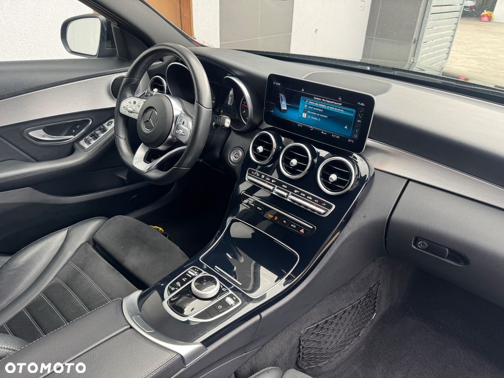 Mercedes-Benz Klasa C 200 d 9G-TRONIC AMG Line - 23