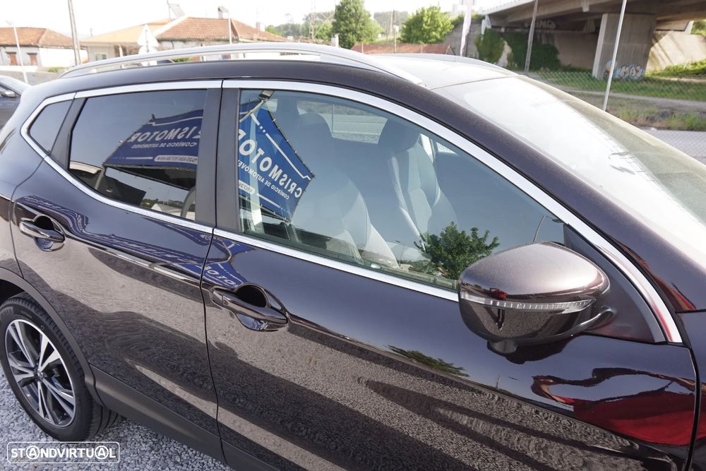 Nissan Qashqai 1.6 dCi Xtronic N-Connecta - 9