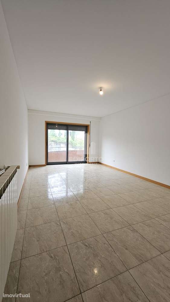 Excelente Apartamento T3 em Rio Tinto com Garagem e Varanda - Grande imagem: 4/20