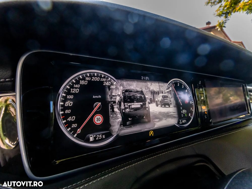 Mercedes-Benz S 500 4MATIC Coupe Aut - 34