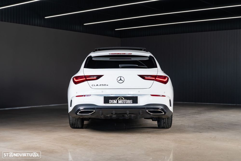 Mercedes-Benz CLA 250 e Shooting Brake AMG Line - 5