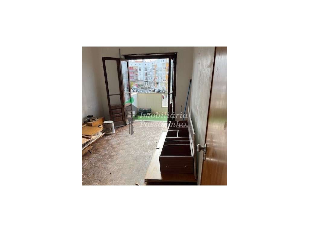 Apartamento T3 remodelado no Laranjeiro - Grande imagem: 5/7