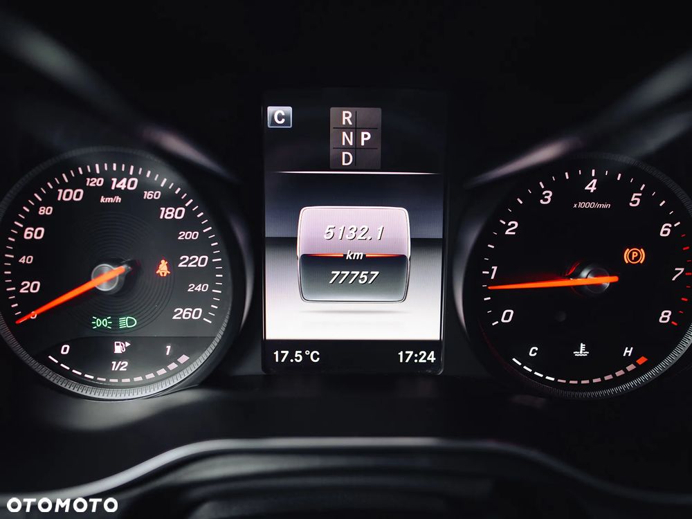 Mercedes-Benz GLC 300 4-Matic - 29