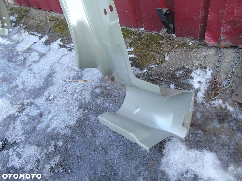 Skoda Octavia III 3 słupek bok - 4