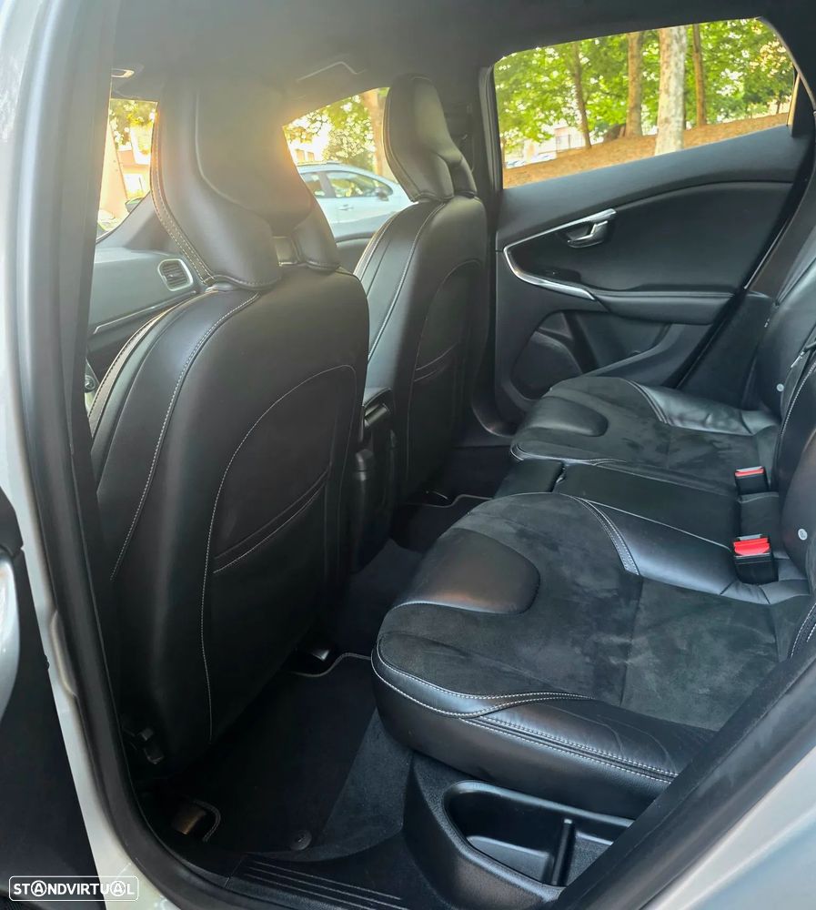 Volvo V40 1.6 D2 R-Design - 13