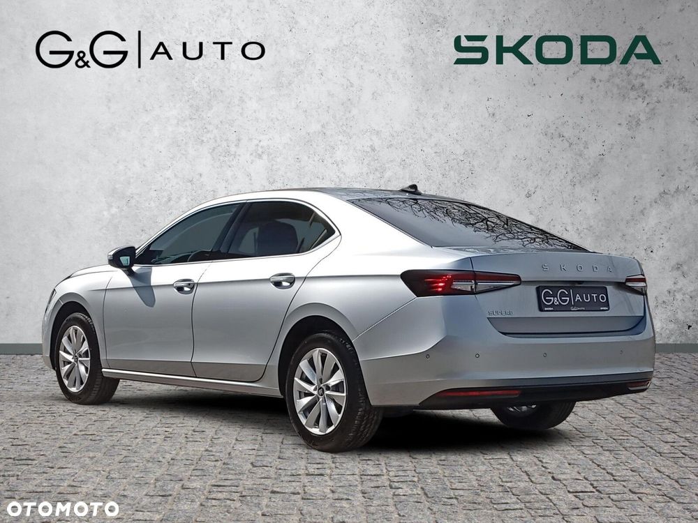 Skoda Superb 2.0 TDI SCR Edition 130 DSG - 5