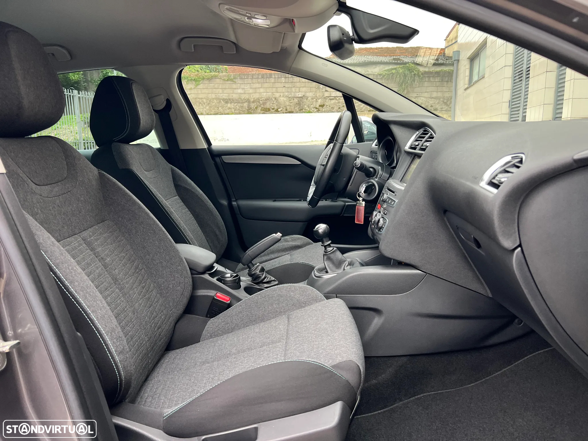 Citroën C4 1.2 PureTech Feel Edition - 21