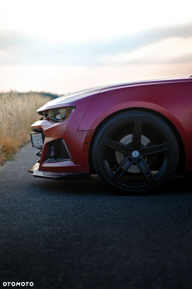 Chevrolet Camaro - 12