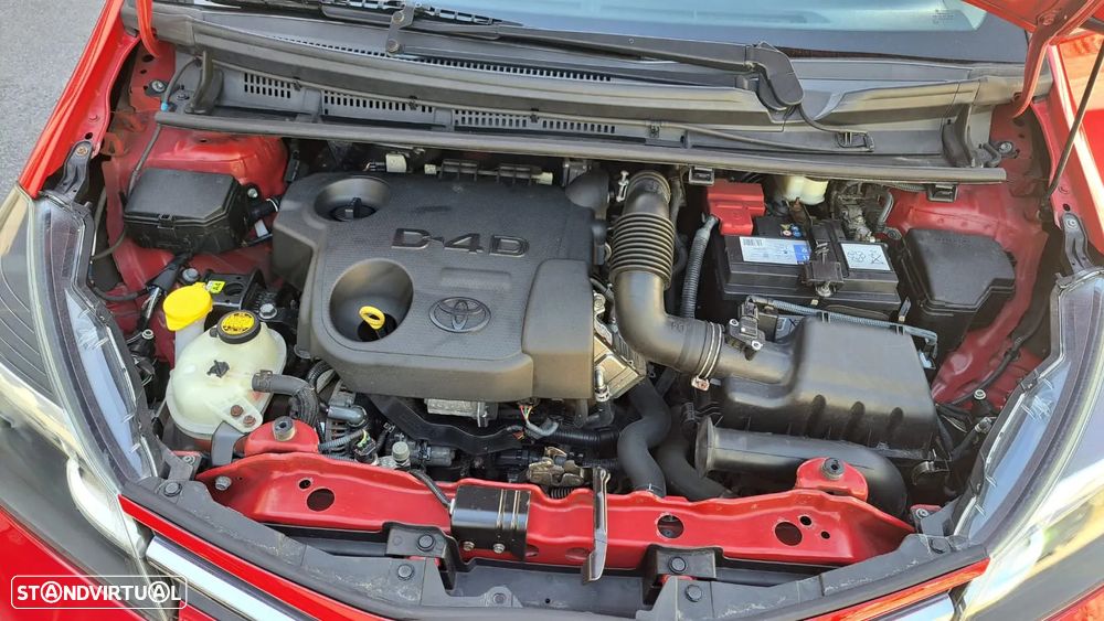 Toyota Yaris 1.4 D-4D Comfort 99g - 38