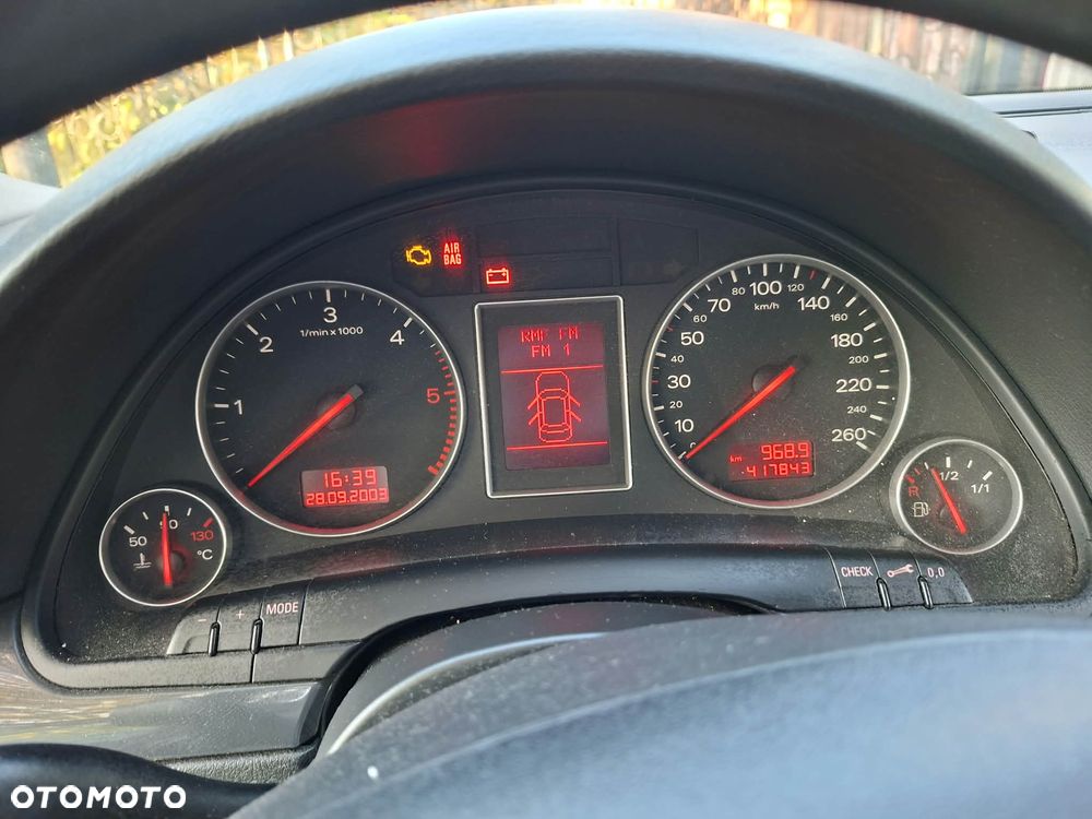 Audi A4 Avant - 8