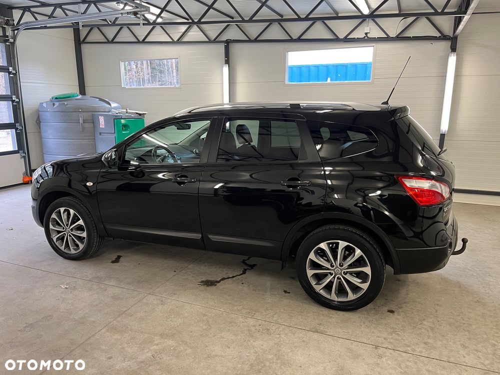 Nissan Qashqai+2 - 4