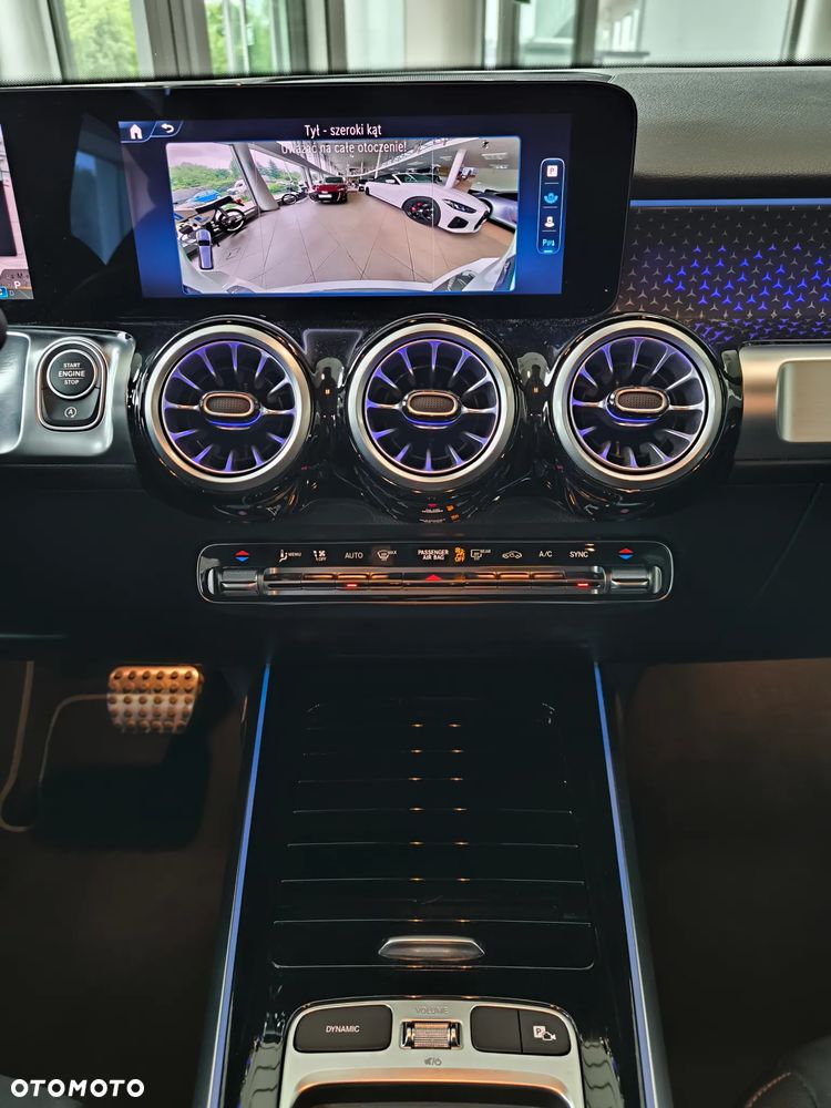 Mercedes-Benz GLB 200 AMG Line 7G-DCT - 19
