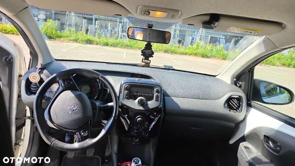 Peugeot 108 - 8