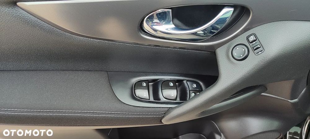 Nissan Qashqai 1.2 DIG-T Tekna Xtronic - 18