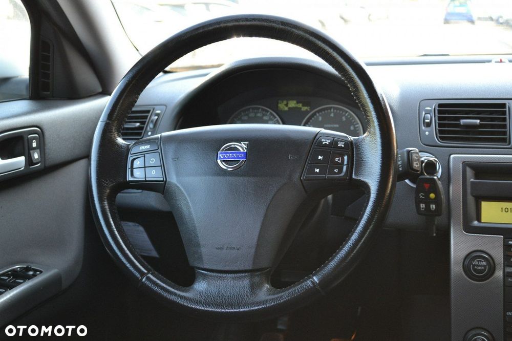 Volvo V50 1.8 Momentum - 9