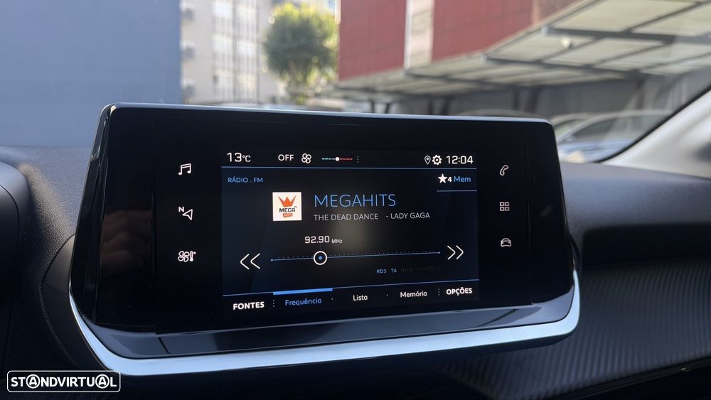 Peugeot 208 1.2 PureTech Active Pack - 32