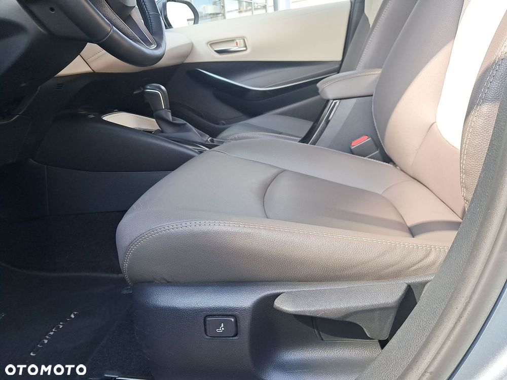 Toyota Corolla 1.6 Executive MS - 14