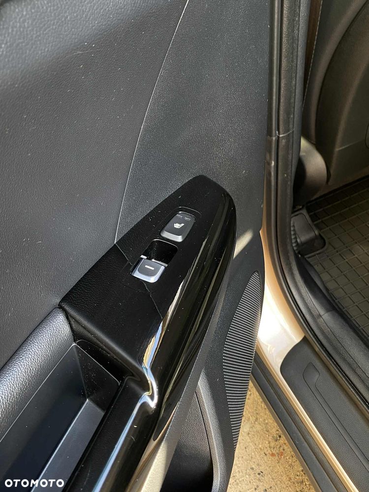 Kia Sportage 1.7 CRDI Business Line 2WD DCT - 13