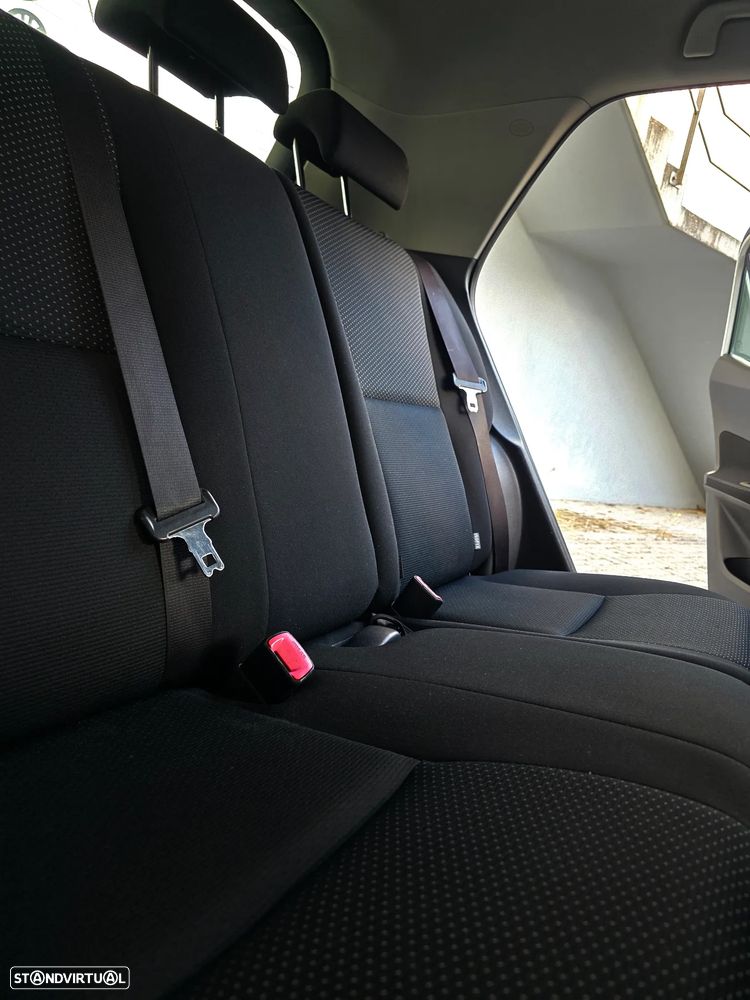 Toyota Auris 1.33 VVT-i Exclusive - 55