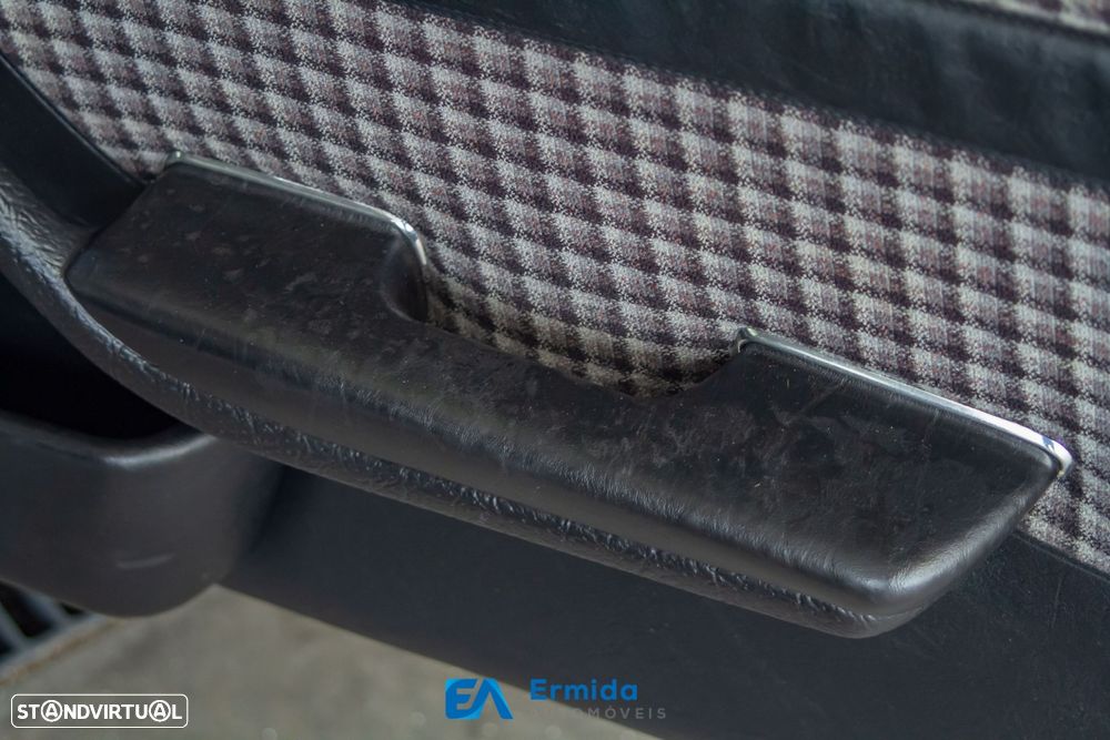 Mercedes-Benz SL 300 - 53