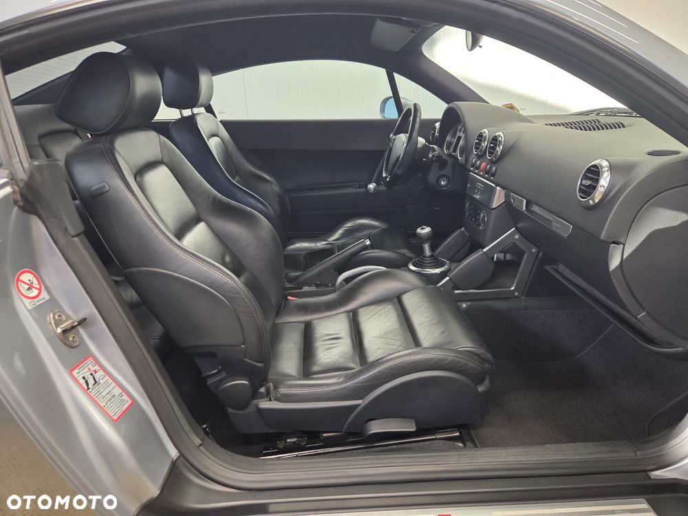 Audi TT Coupé 1.8 T - 13