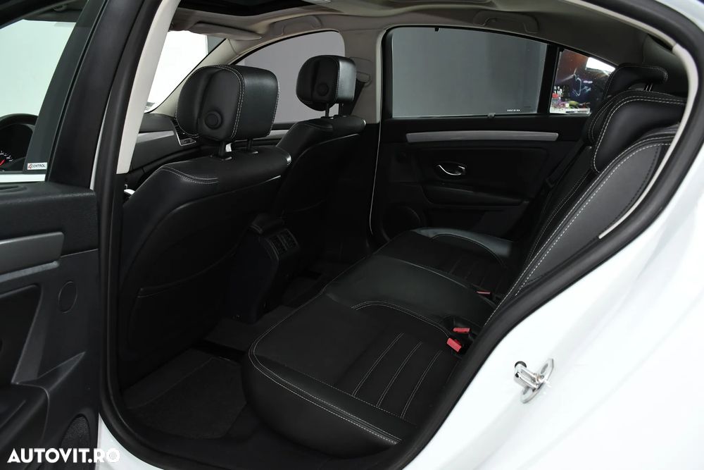 Renault Laguna ENERGY dCi 175 FAP Start & Stop GT - 14