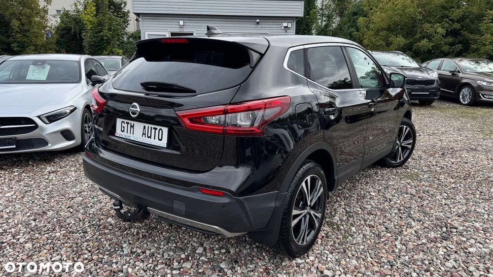 Nissan Qashqai 1.3 DIG-T N-Connecta - 16