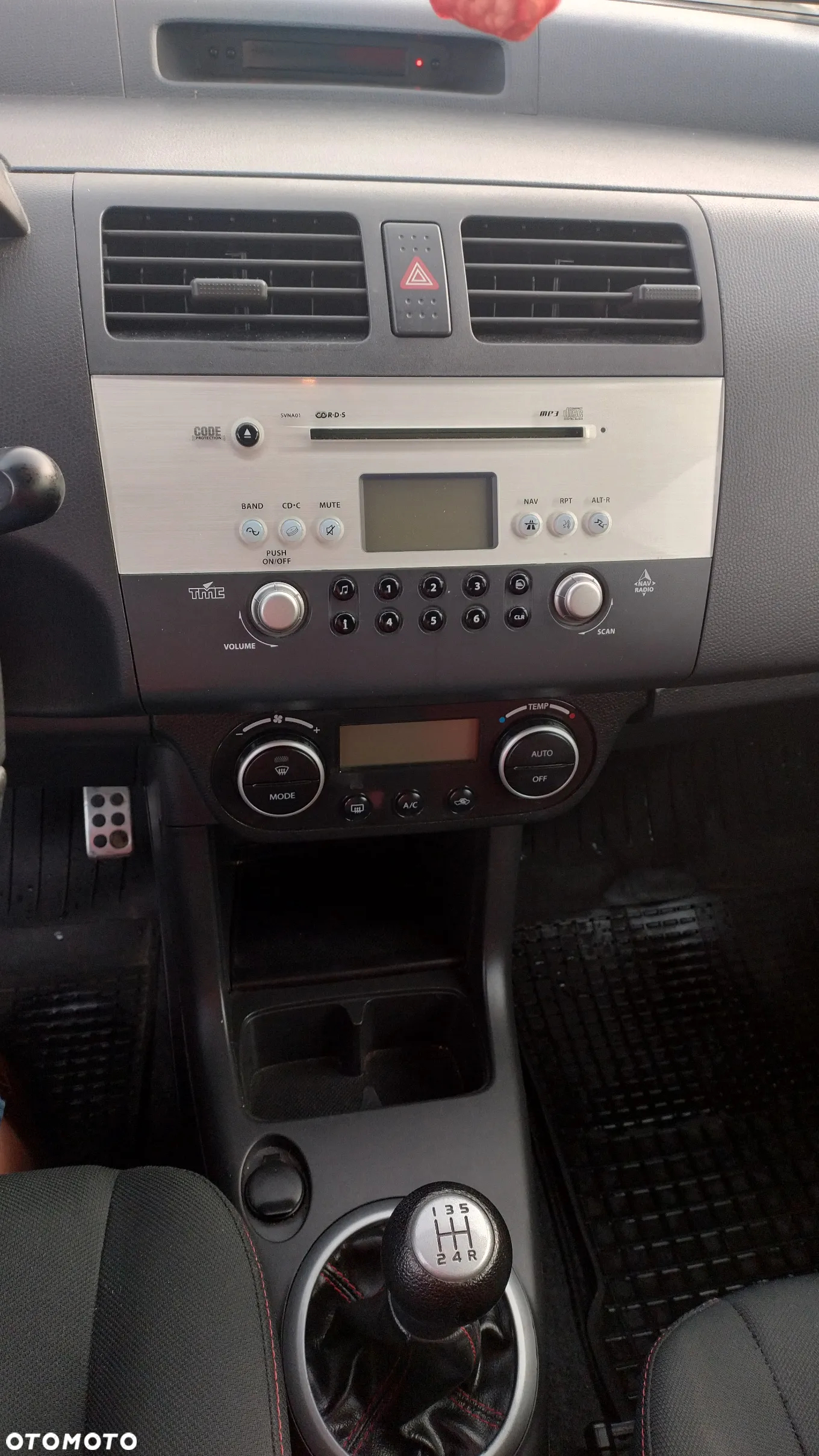 Suzuki Swift 1.6 Sport - 22