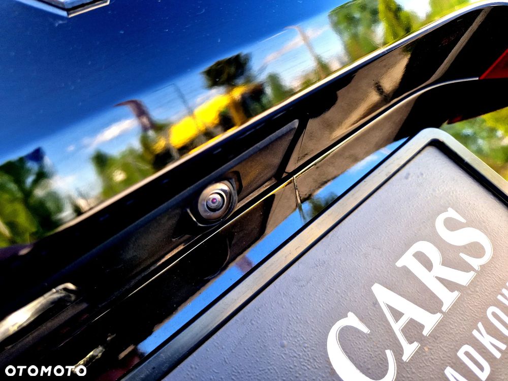 Volvo XC 60 T6 Plug-In Hybrid AWD Plus Bright - 15