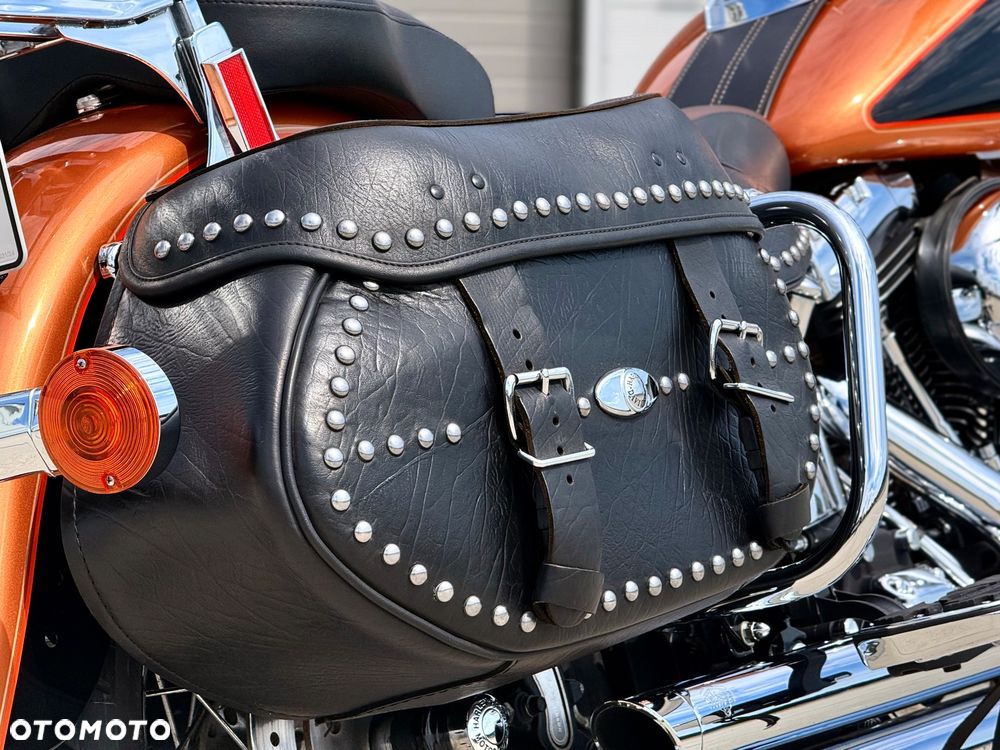 Harley-Davidson Softail Heritage Classic - 32