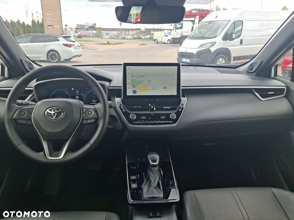 Toyota Corolla Cross - 11