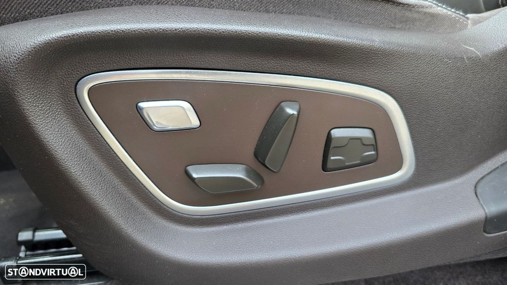 Renault Espace 1.6 dCi Initiale Paris EDC - 42