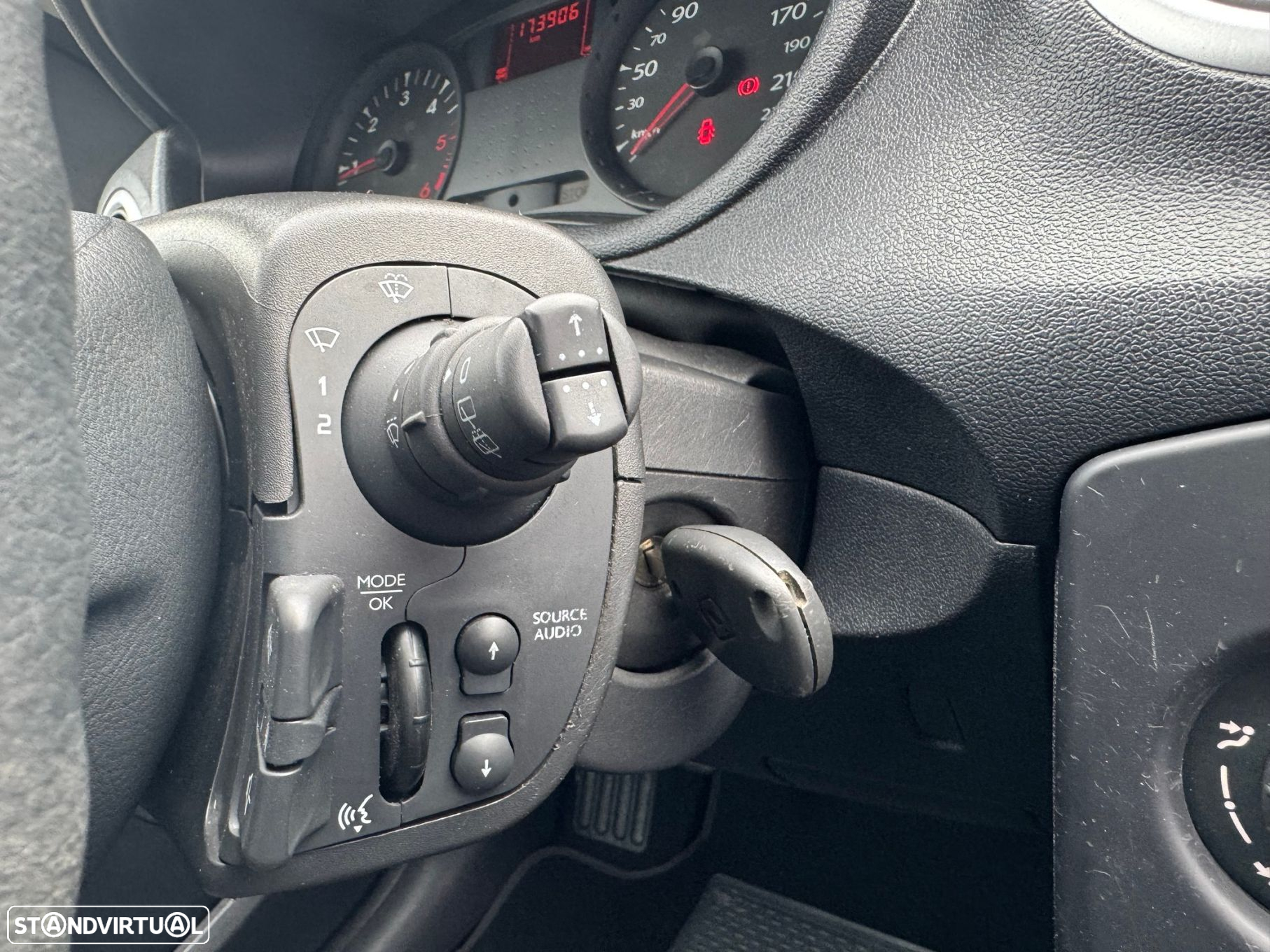 Renault Clio 1.5 dCi Comfort - 12