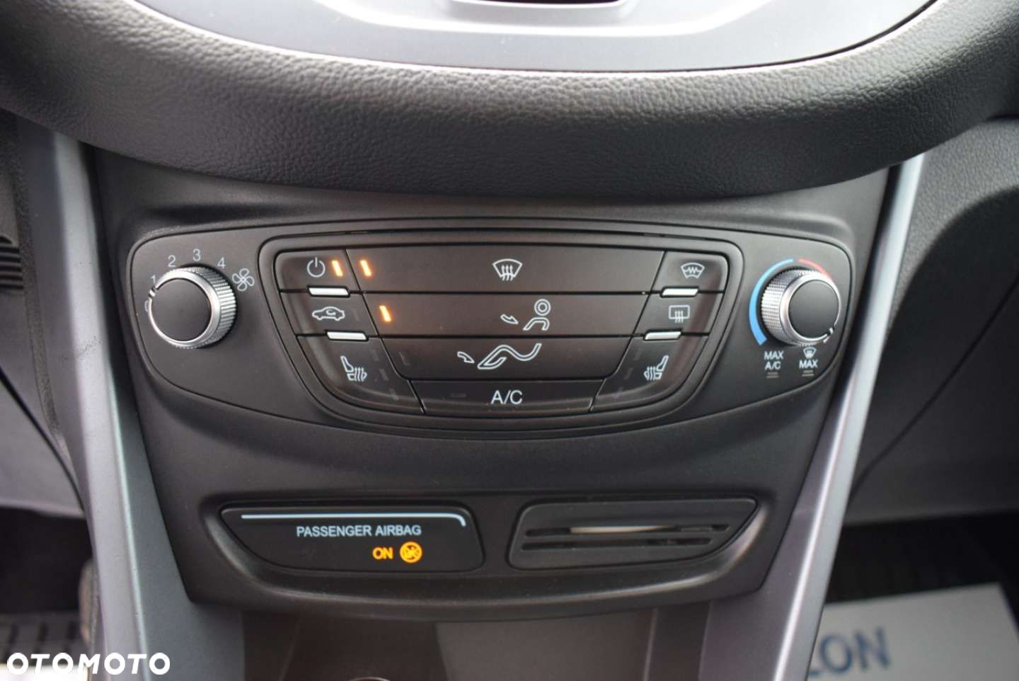 Ford B-MAX - 27