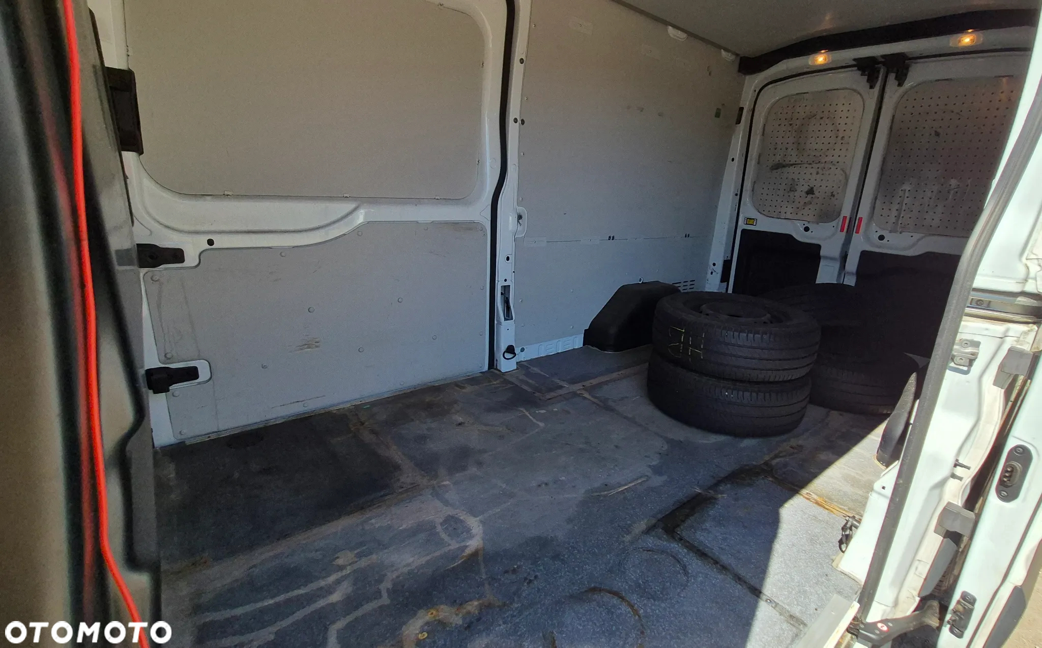 Ford Transit - 19