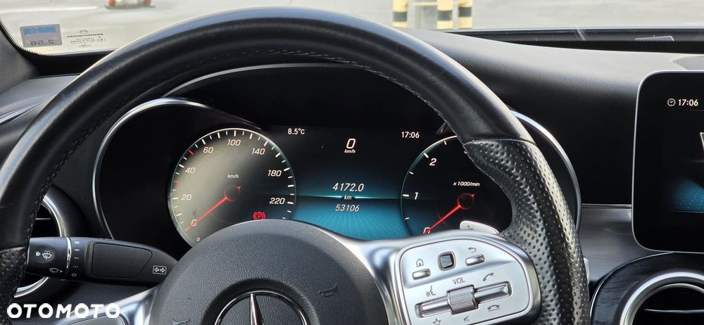 Mercedes-Benz Klasa C 220 d 9G-TRONIC - 32