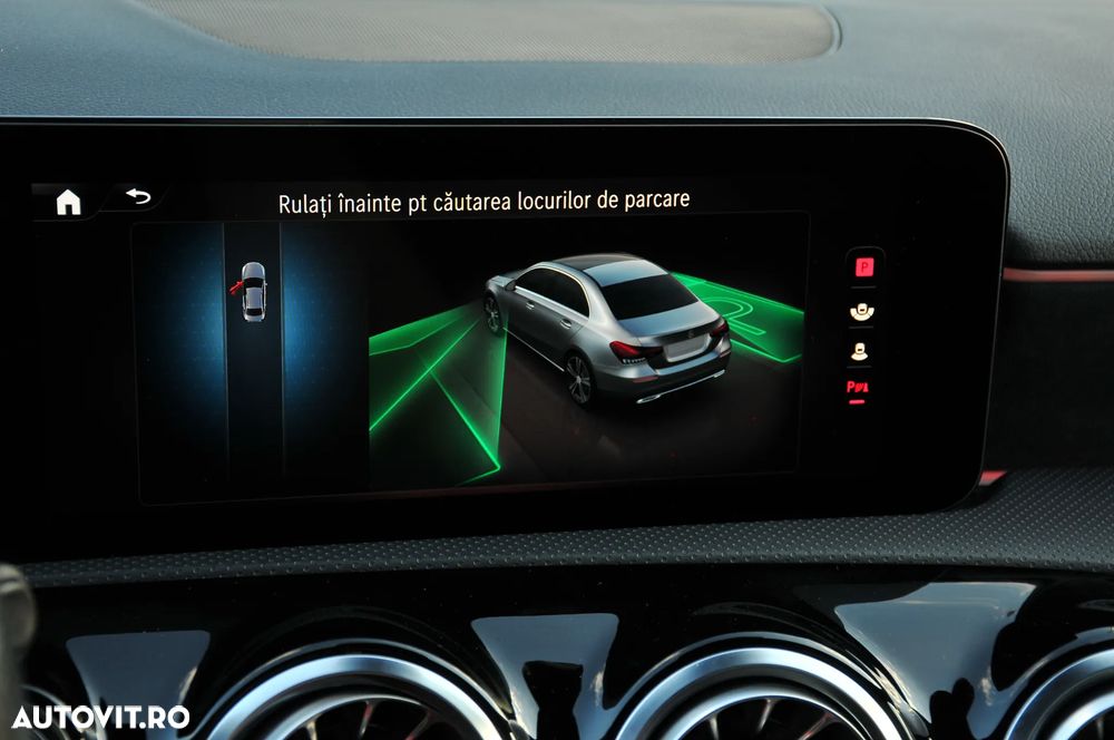 Mercedes-Benz A 200 d 8G-DCT AMG Line - 20